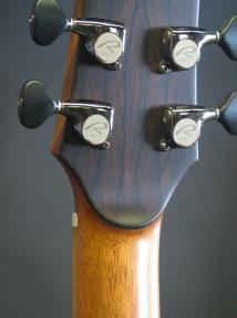 92-peghdback-Guitar-Luthier-LuthierDB-Image-19 92-peghdback-Guitar-Luthier-LuthierDB-Image-19